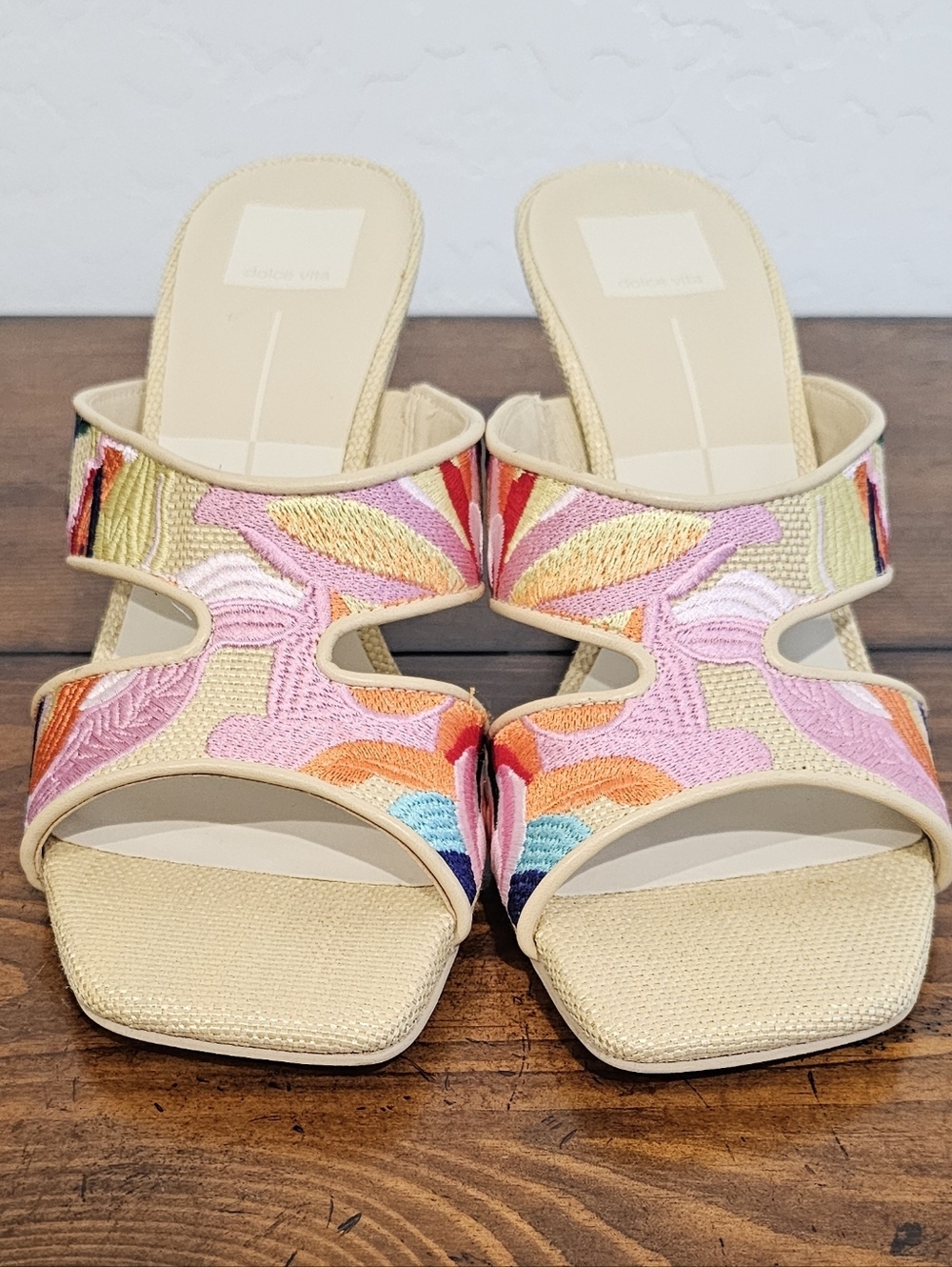 Dolce Vita Beige Linen Mules W/Multicolor Floral Embroidery Women's Sz 10 - Picture 2 of 8